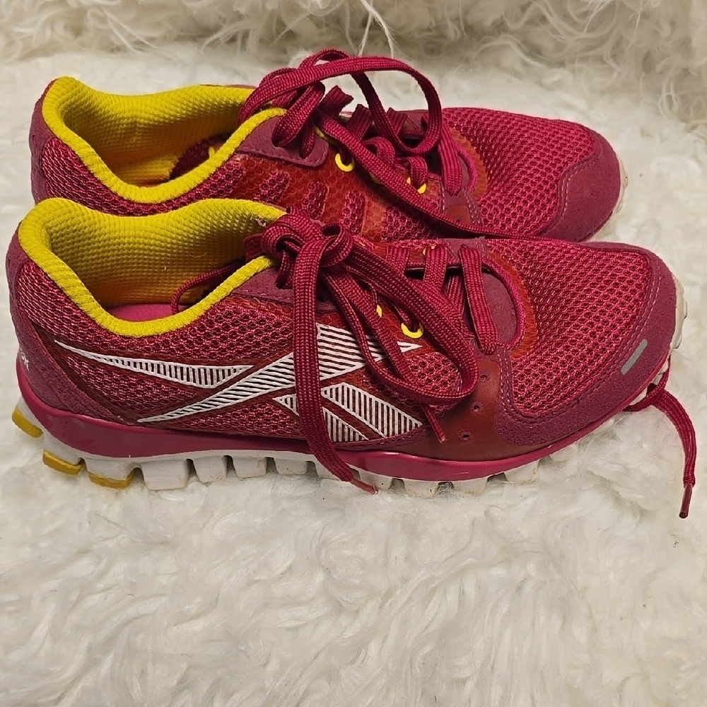 Reebok Pink and Yellow Sneakers Vibrant Comfort - Picture 4 of 7